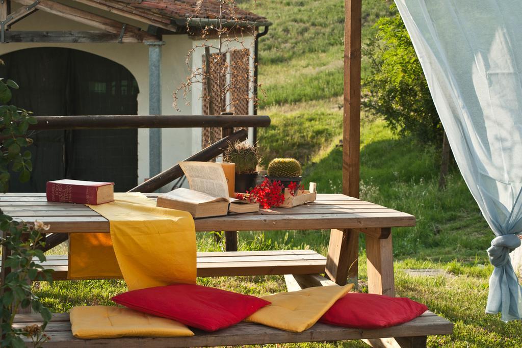 Agriturismo Podere Campaini Volterra Eksteriør billede