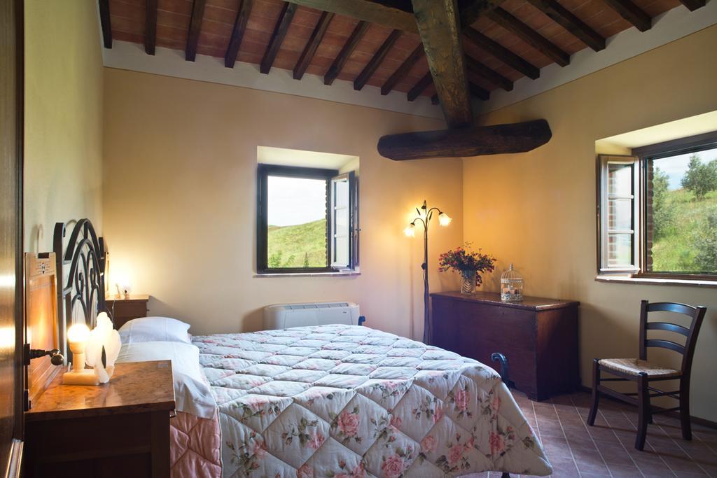 Agriturismo Podere Campaini Volterra Eksteriør billede